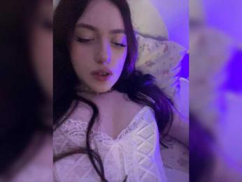 Alicedoll7 webcam model stream image