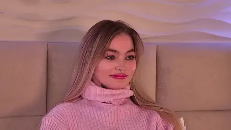 AriWild webcam stripchat model stream image