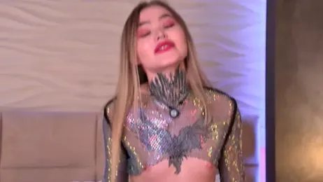 AriWild webcam model stream image