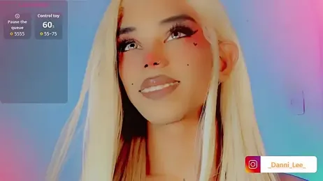 DanniLee_ webcam model stream image