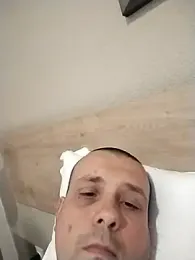 manubm03 webcam stripchat model stream image