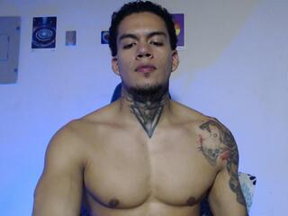 Lucifer Starr webcam model stream image