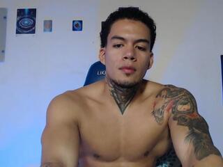 Lucifer Starr webcam model stream image