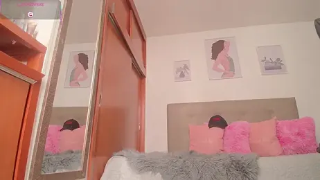 Miley_Baker webcam model stream image