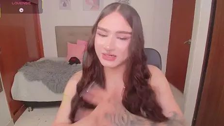 Miley_Baker webcam model stream image