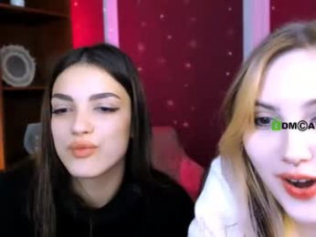 luna_tin webcam model stream image