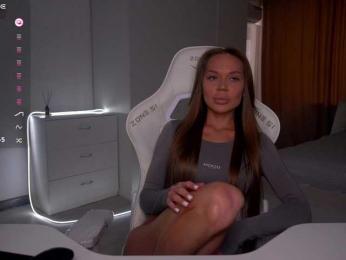 eVvushka webcam model stream image