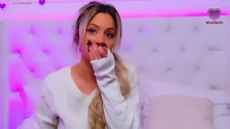 AriannaSins webcam stripchat model stream image