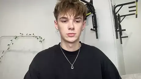 Milk_Guy webcam model stream image