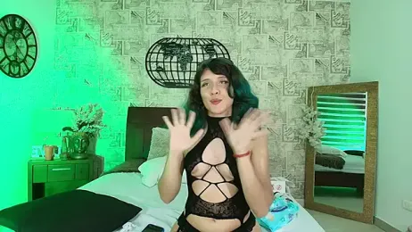 Kaira_moon webcam model stream image