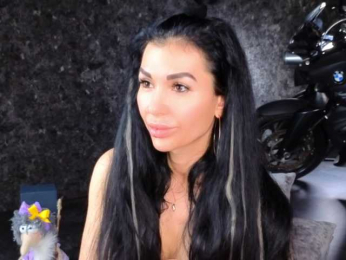 -BABAYAGA- webcam model stream image