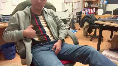 foreskinuk webcam model stream image