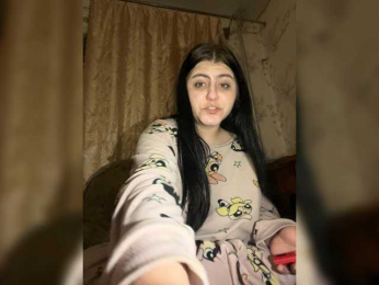 NanaDaizy webcam model stream image