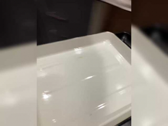 Queen-of-squirt webcam model stream image