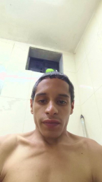 RtAlexisrt webcam model stream image