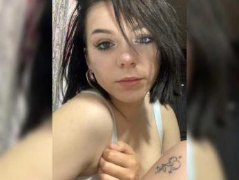 BlackRavenX webcam model stream image