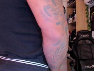 William Dracko webcam model stream image