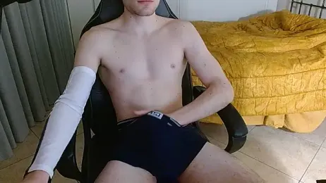 FitGuyDream webcam model stream image