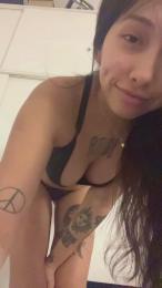cristalzitaok1 webcam model stream image
