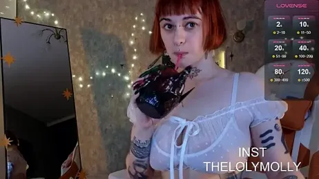 LolyMolli webcam model stream image