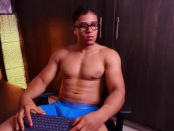 sam_rouge webcam model stream image