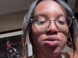 itstaylorofficial webcam model stream image