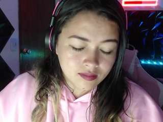 aliagarcia webcam model stream image