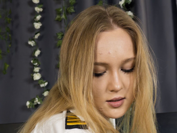 MabelleWahn webcam model stream image