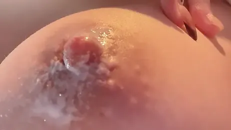 Krismil3 webcam model stream image