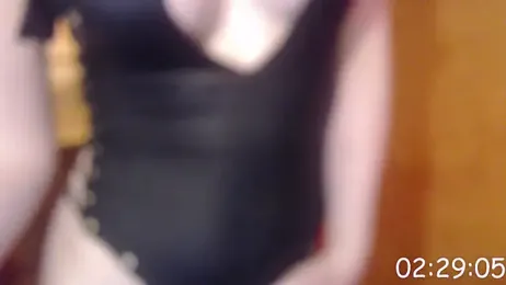 AlinaReen webcam model stream image