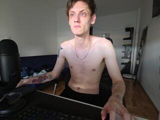 Nikola Stefanovic webcam flirt4free model stream image