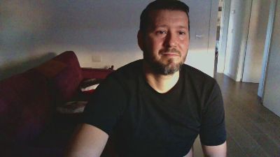 ALEXRED86 webcam model stream image