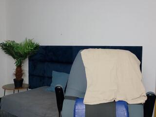 Indy Harrison webcam model stream image