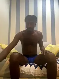 JuicyBlackD83 webcam model stream image