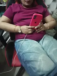 White_Truffel webcam model stream image