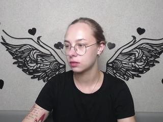 Stesha Glass webcam model stream image