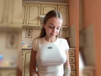 Sweet_Darina233 webcam bongacams model stream image
