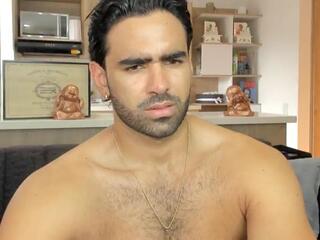 Bradley Martin webcam model stream image