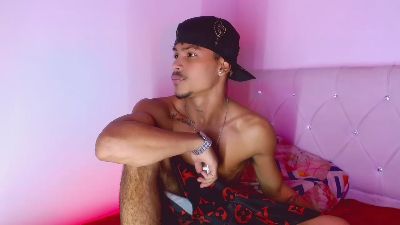 angel_foxc_ webcam model stream image