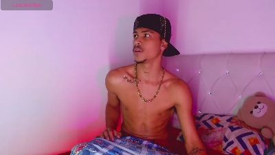 angel_foxc_ webcam model stream image