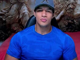 Cris Cruz webcam model stream image