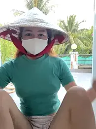 BabyThree_ webcam model stream image