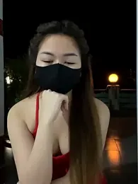 BabyThree_ webcam model stream image