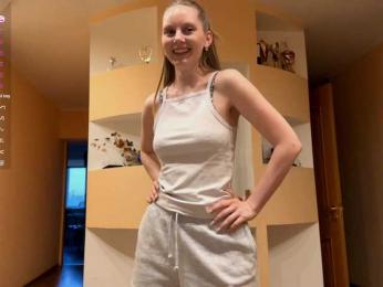 MarietteWei webcam model stream image