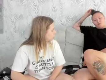 alice_halle webcam model stream image