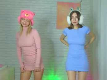 strawberryglow webcam model stream image