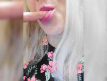 Lisichka226 webcam model stream image