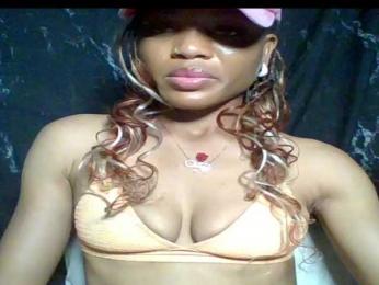 Juicypussy222 webcam bongacams model stream image