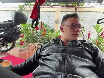 Neil_and_isaac webcam stripchat model stream image