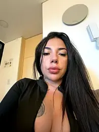 KarolVega- webcam model stream image